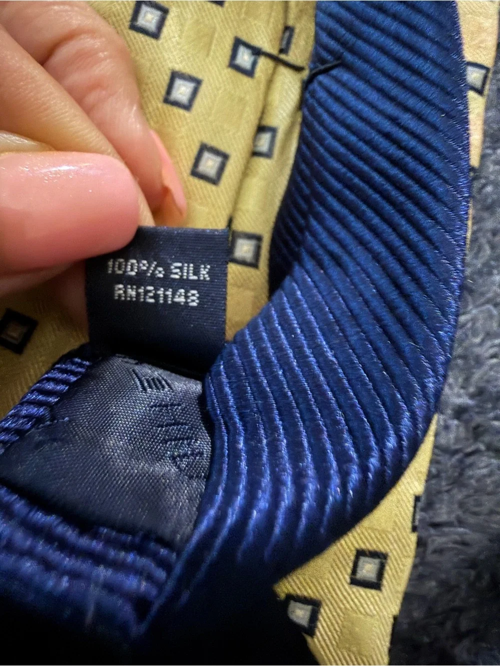 Tommy Hilfiger Men's Yellow Geometric Square Pattern 100% Silk Neck Tie